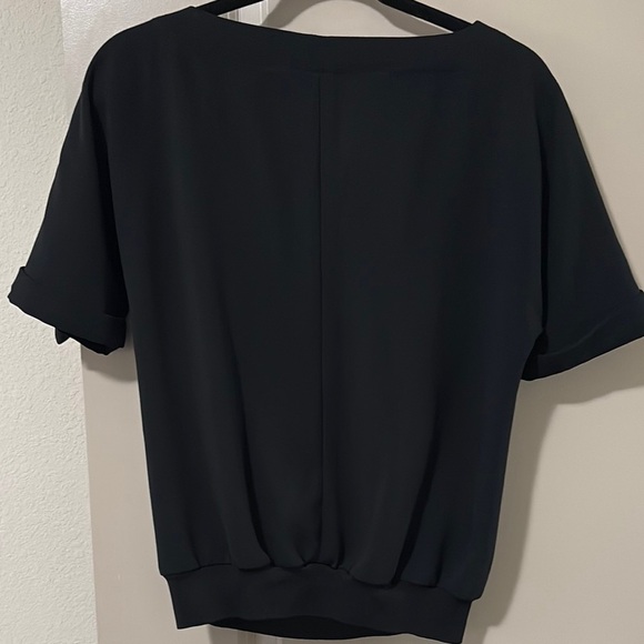 Trina Turk black blouse, Tunic, stretch waist, zipper, pockets, size XS - Picture 10 of 11